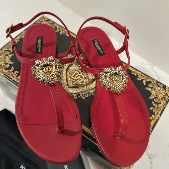 SOLD Dolce & Gabbana Red Leather Devotion Sandals size 40 new - Picture 4 of 11